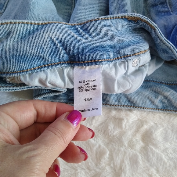 Maurices Plus Size Distressed Shorts - Picture 5 of 5